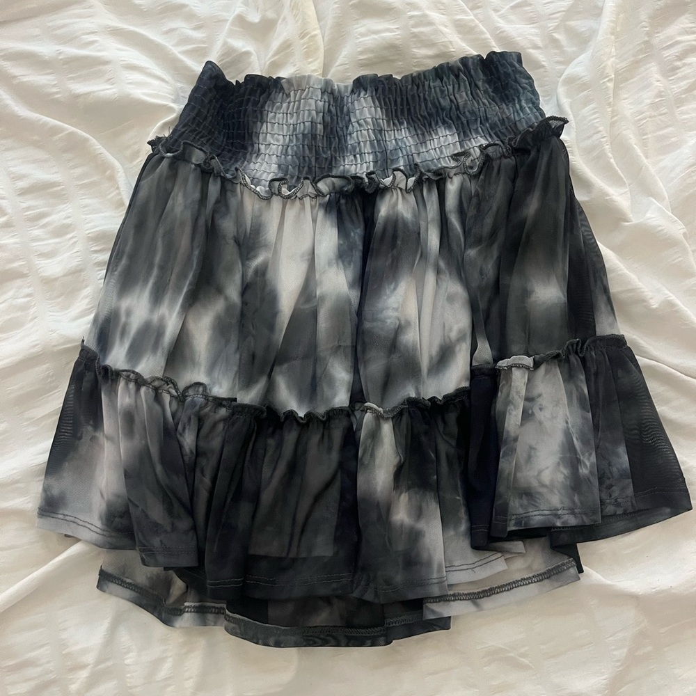 Altar’d State Casual Flowy Black and Gray Women's Skirt